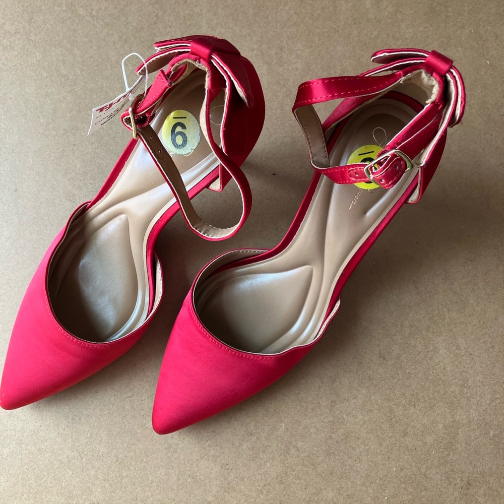 Jessica Simpson Red Satin Heels